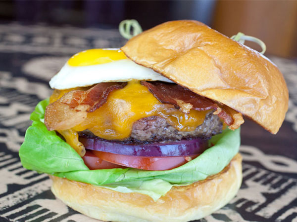 Cheeseburger with bacon and egg