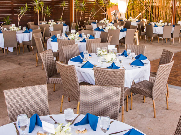 Wedding dining room that is partially outdoors