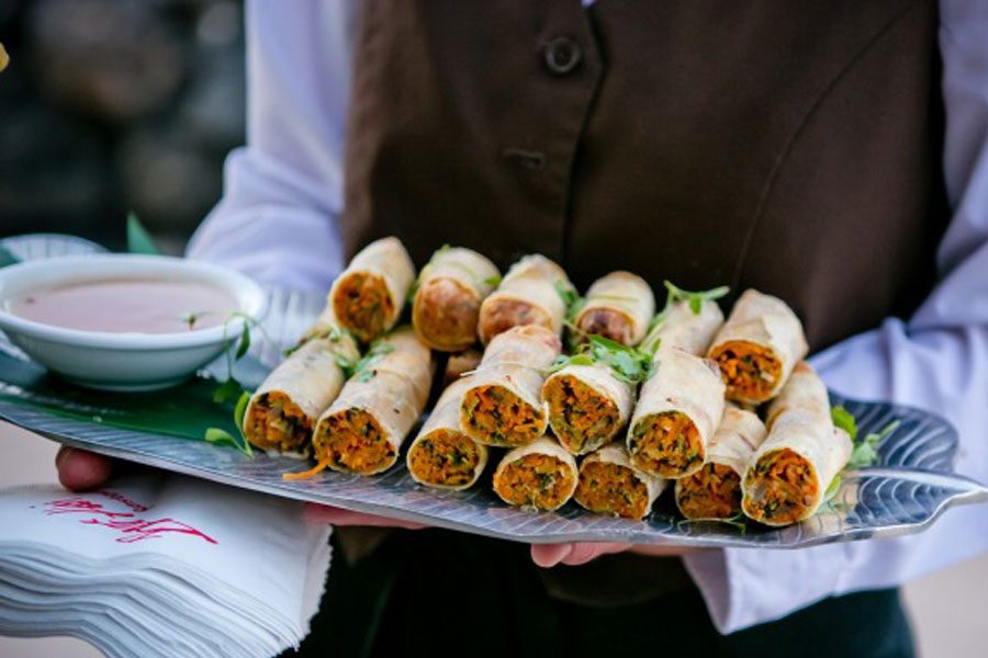 Appetizers to share at a wedding reception