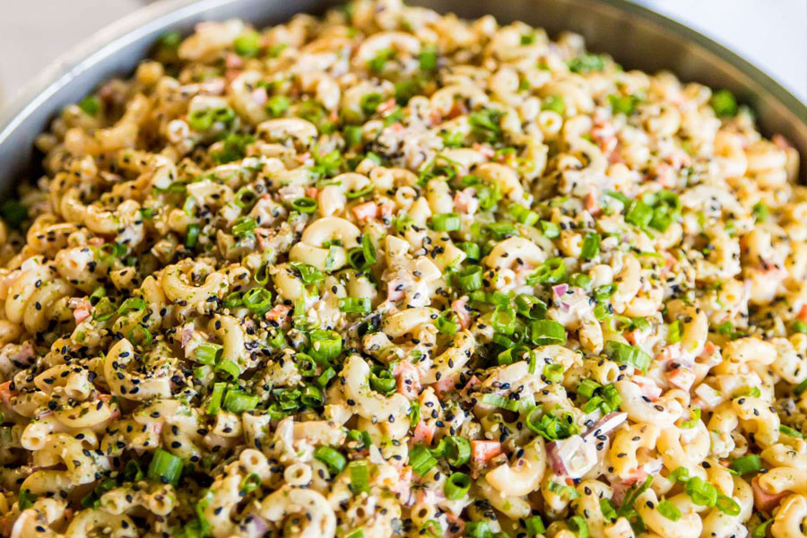 Macoroni salad with different seasonings